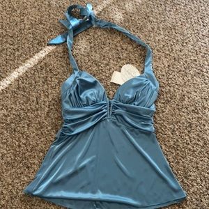 Never been worn. Still has the tag.